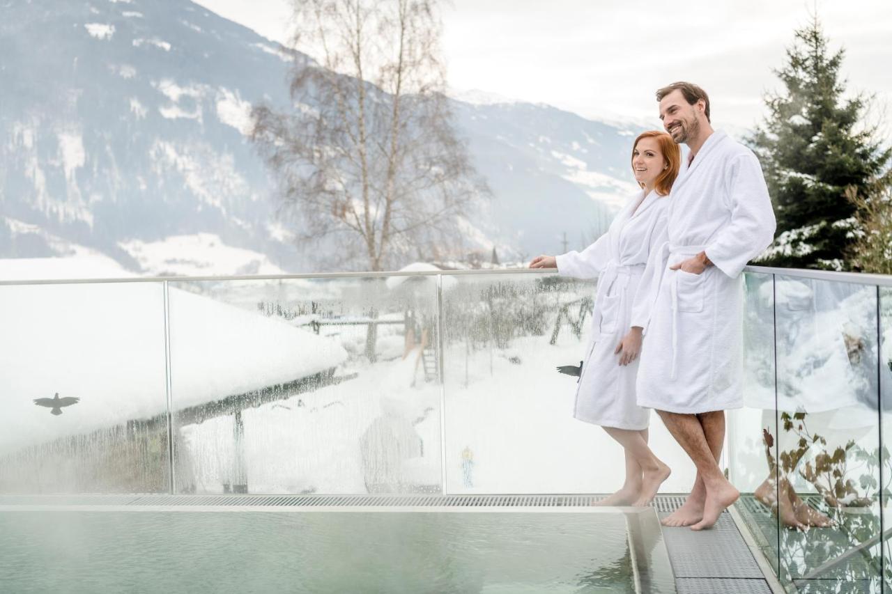 Gardenhotel Crystal Fügen Zewnętrze zdjęcie