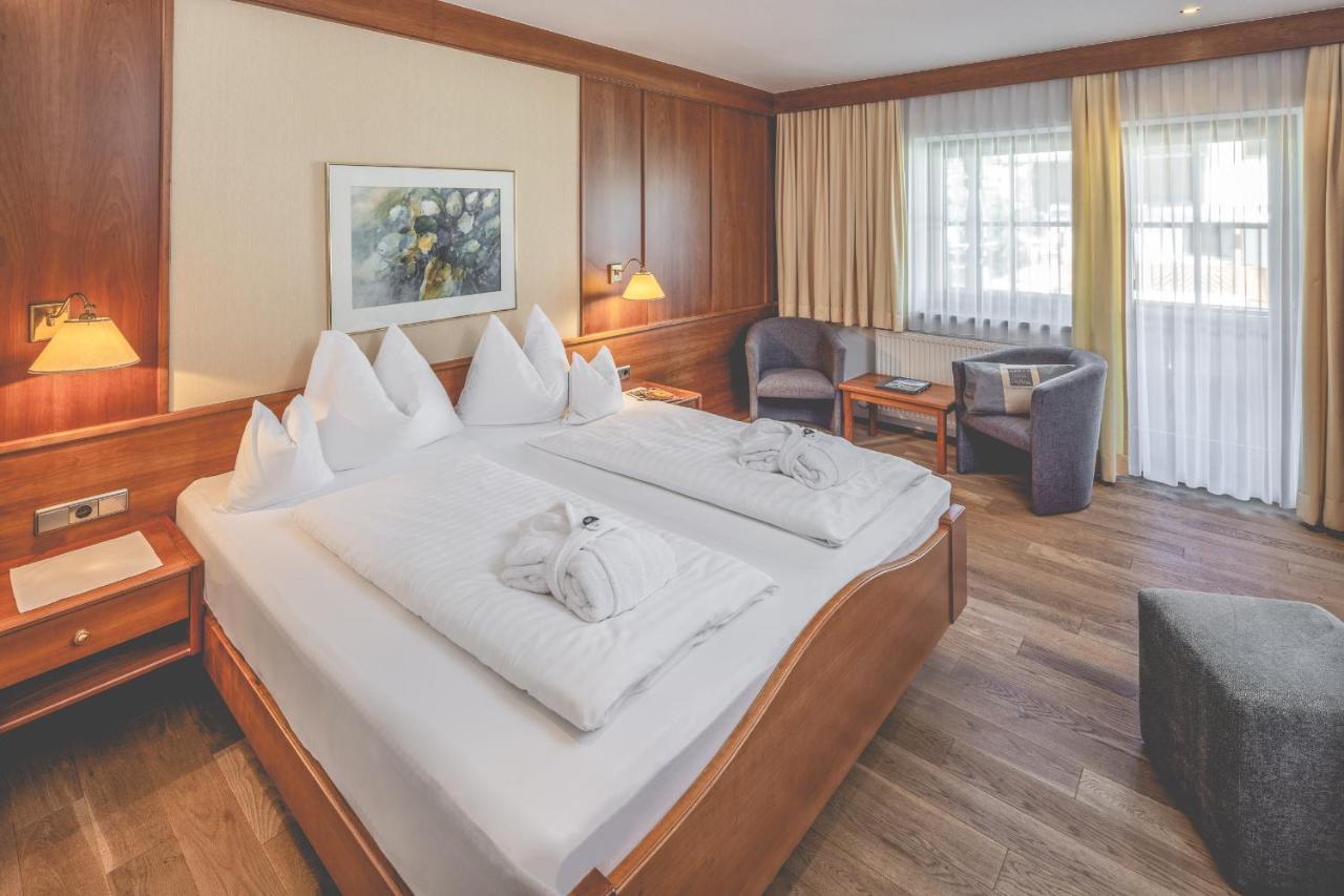 Gardenhotel Crystal Fügen Zewnętrze zdjęcie