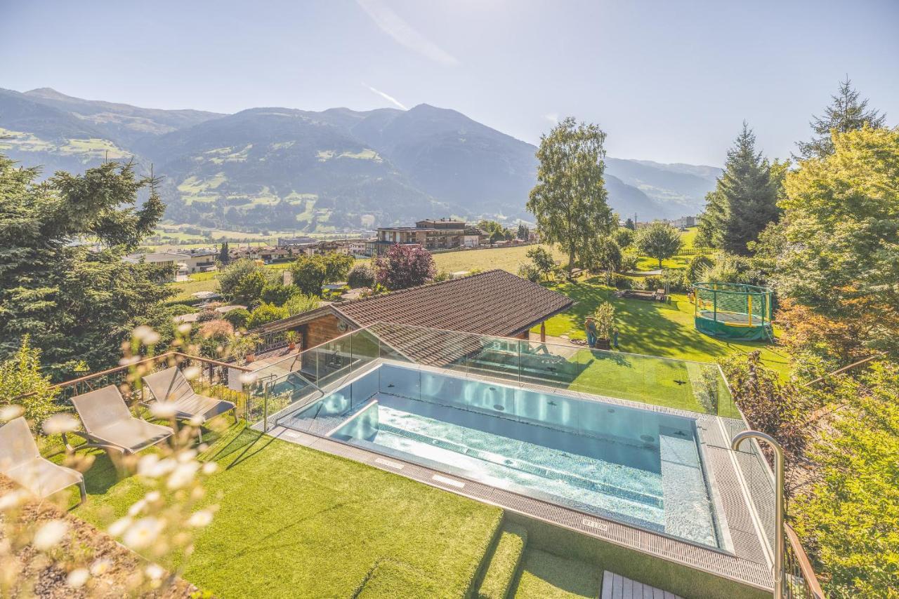 Gardenhotel Crystal Fügen Zewnętrze zdjęcie