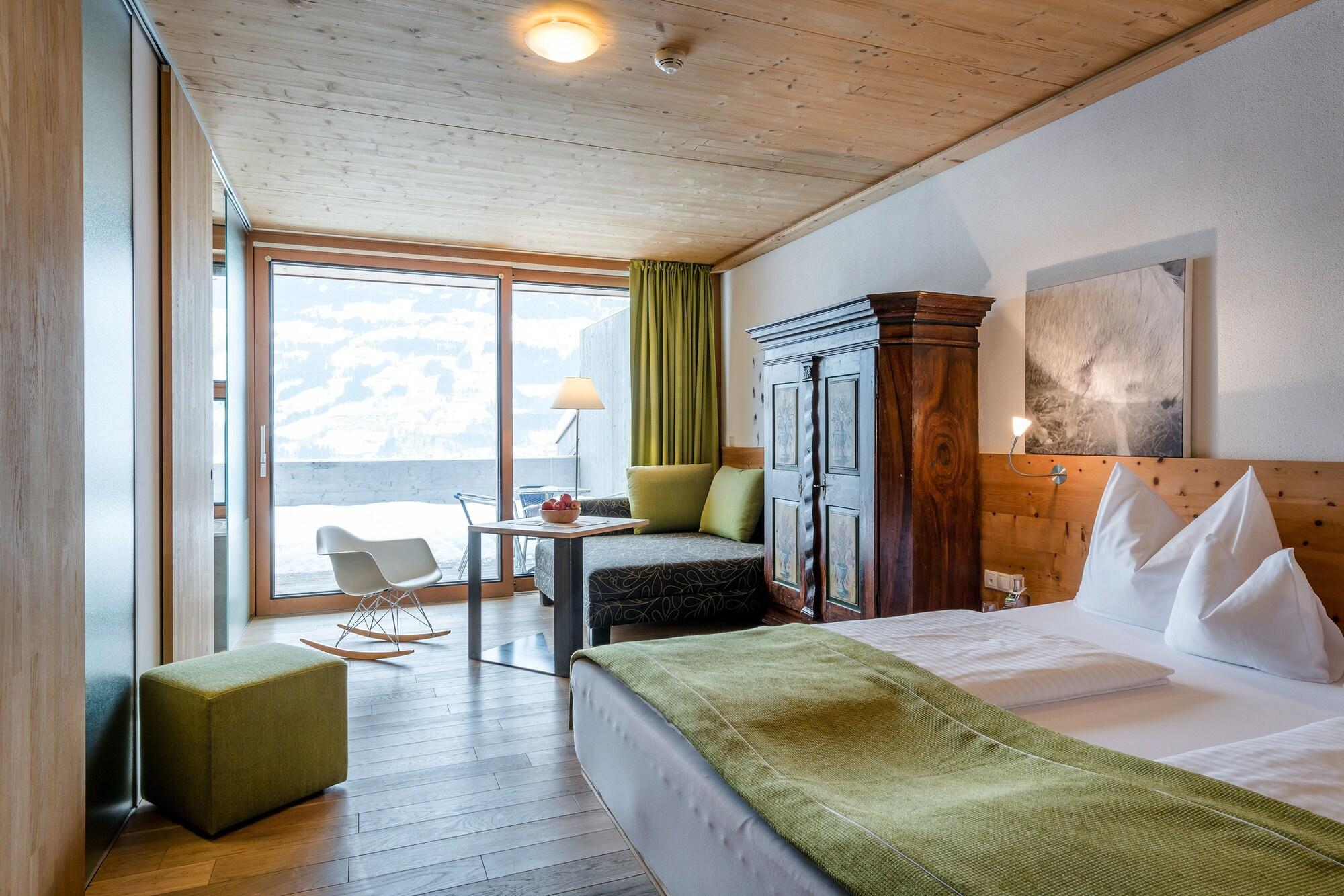 Gardenhotel Crystal Fügen Zewnętrze zdjęcie