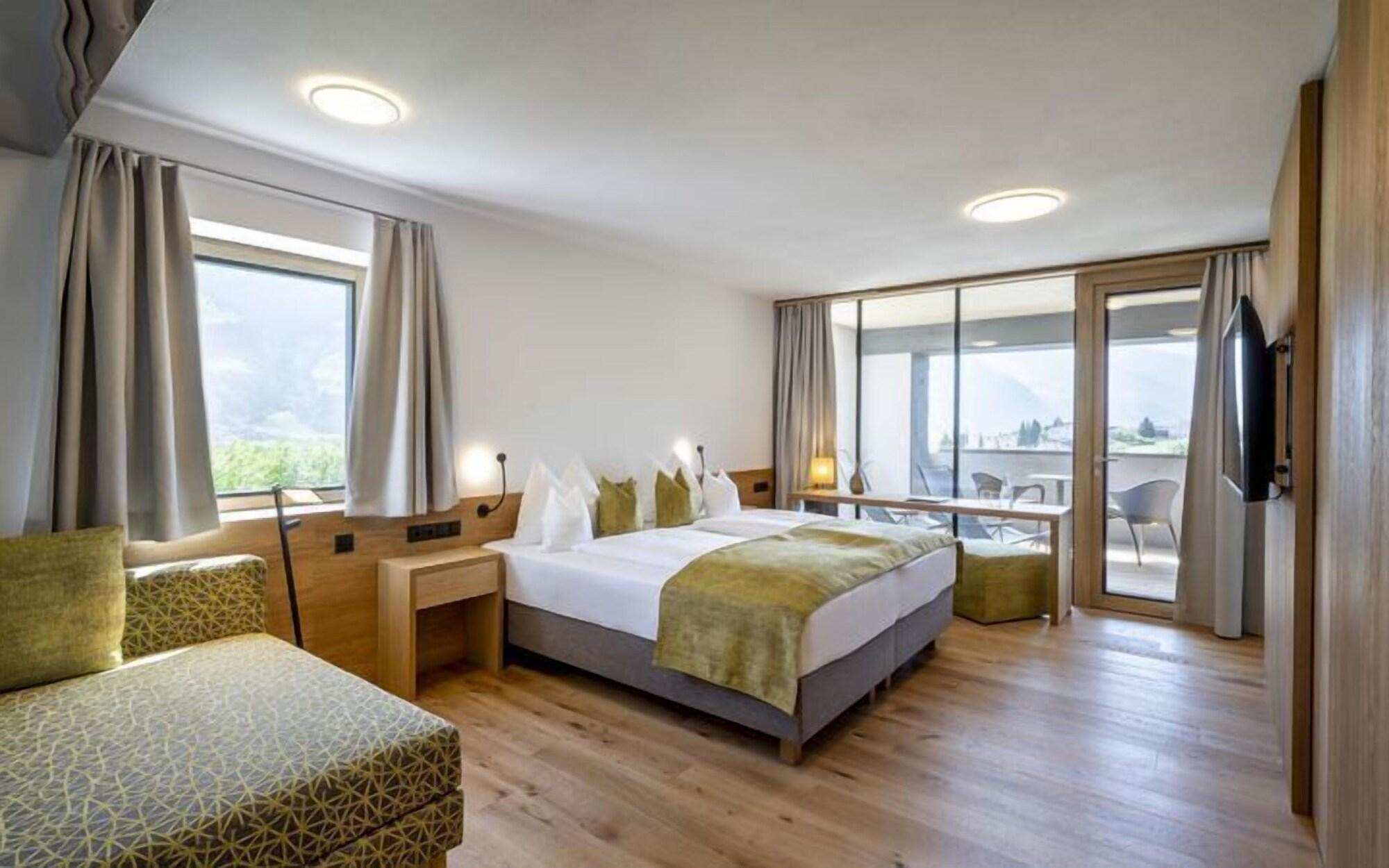 Gardenhotel Crystal Fügen Zewnętrze zdjęcie