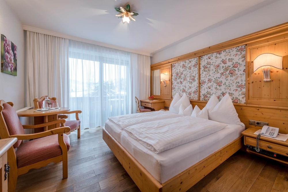 Gardenhotel Crystal Fügen Zewnętrze zdjęcie