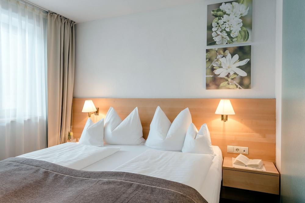 Gardenhotel Crystal Fügen Zewnętrze zdjęcie